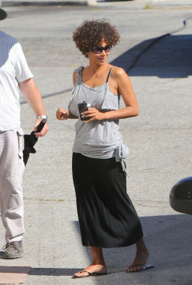 Halle Berry pic #513682