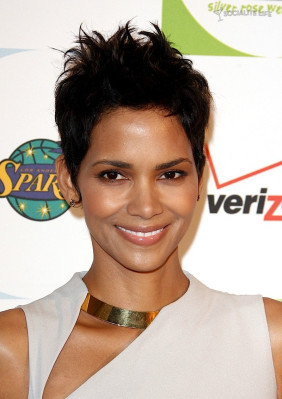 photo 9 in Halle Berry gallery [id251120] 2010-04-26 00:00:00