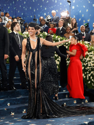 Halle Berry pic #1374908