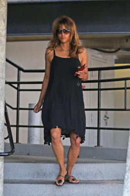 Halle Berry pic #873981