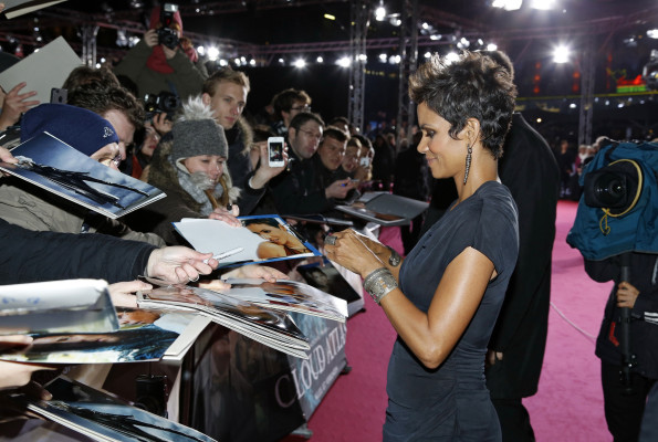 Halle Berry pic #562012