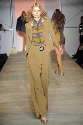 photo 7 in Hana Soukupova gallery [id268308] 2010-06-30 00:00:00