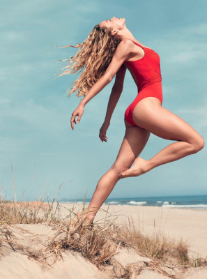 Hannah Ferguson pic #946024