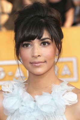 Hannah Simone pic #666854