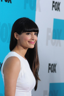 Hannah Simone pic #574773
