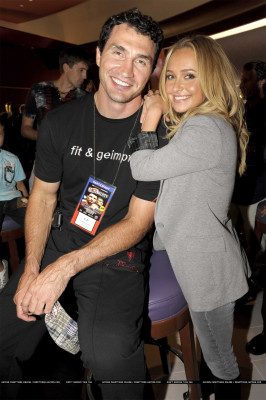 Hayden Panettiere  pic #237223