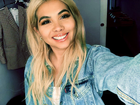 photo 4 in Hayley Kiyoko gallery [id1077250] 2018-10-30 00:00:00