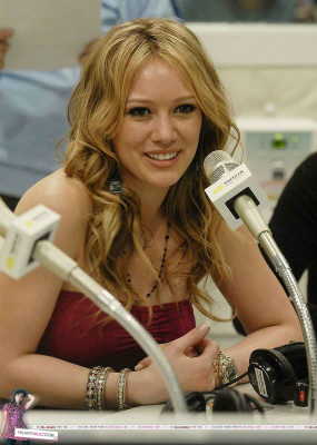 Hilary Duff pic #122624