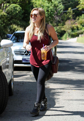 Hilary Duff pic #640039
