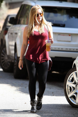 Hilary Duff pic #640069