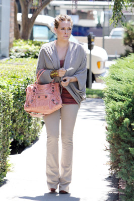 Hilary Duff pic #400613