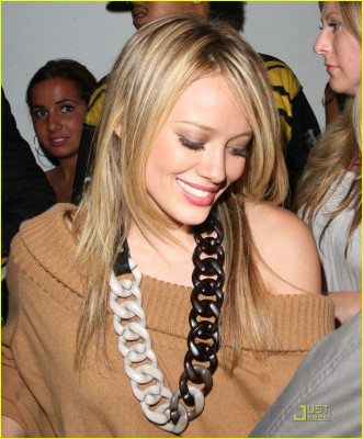 Hilary Duff pic #121035