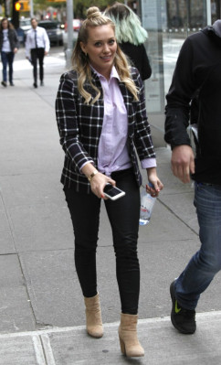 Hilary Duff pic #739437