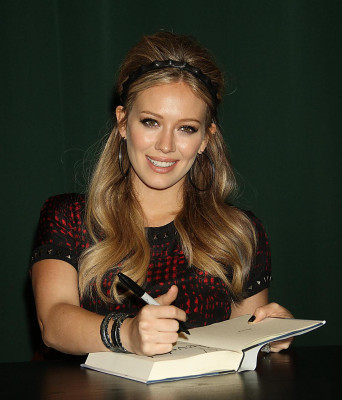 Hilary Duff pic #411838