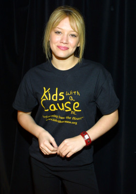 Hilary Duff pic #130185
