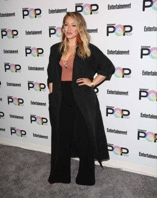 Hilary Duff pic #889726