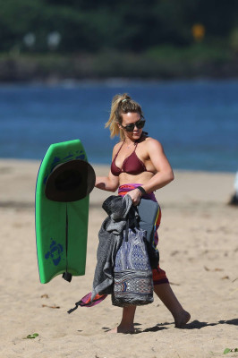 Hilary Duff pic #900534