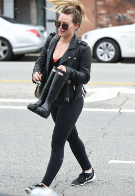 Hilary Duff pic #911460