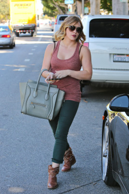 Hilary Duff pic #600041