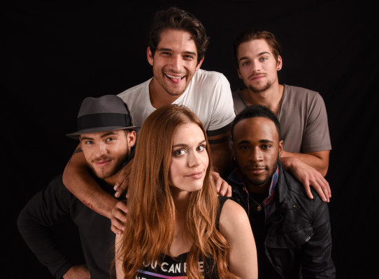 Holland Roden pic #867311