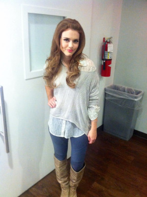 Holland Roden pic #739658
