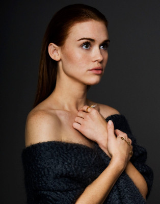 Holland Roden pic #738871