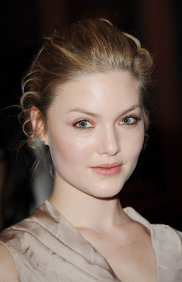 Holliday Grainger pic #624417