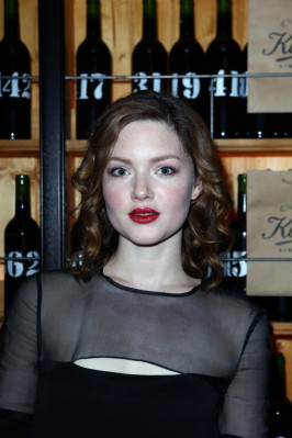 photo 4 in Holliday Grainger gallery [id685663] 2014-04-02 00:00:00