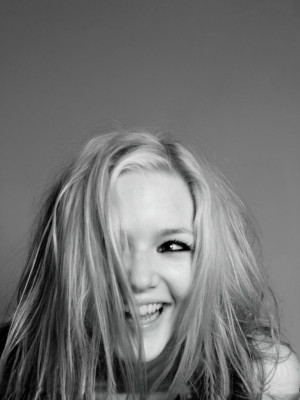 Holliday Grainger pic #625032