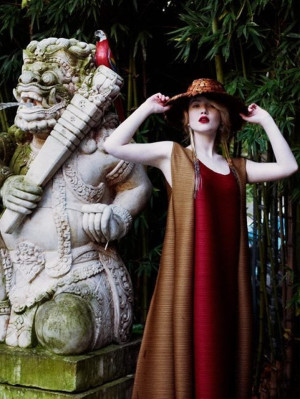 Holliday Grainger pic #625015