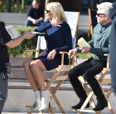 Holly Willoughby pic #1126306