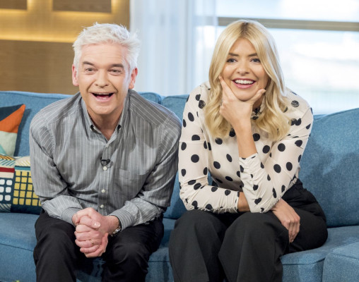 Holly Willoughby pic #1002228