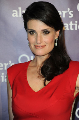 Idina Menzel pic #1170534