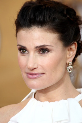 Idina Menzel pic #1170524
