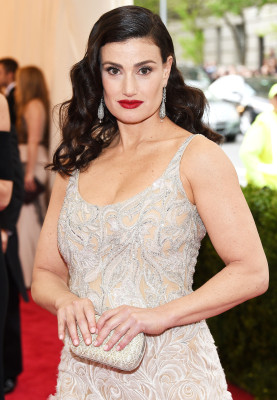 Idina Menzel pic #1170561