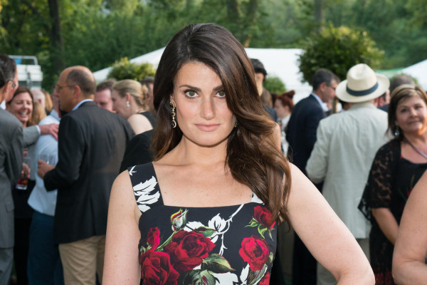 Idina Menzel pic #1170589