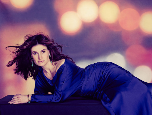 Idina Menzel pic #1170591