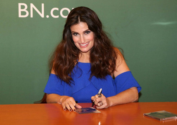 Idina Menzel pic #1170581