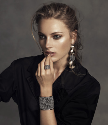 Ieva Laguna pic #537856