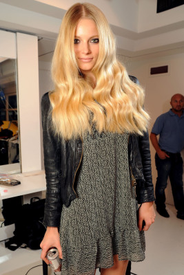 Ieva Laguna pic #538949