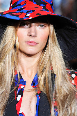 Ieva Laguna pic #537740
