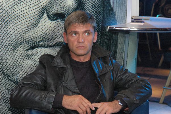 Igor Lifanov pic #832832