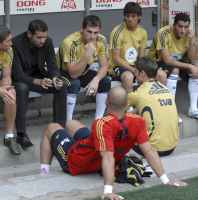Iker Casillas pic #499779