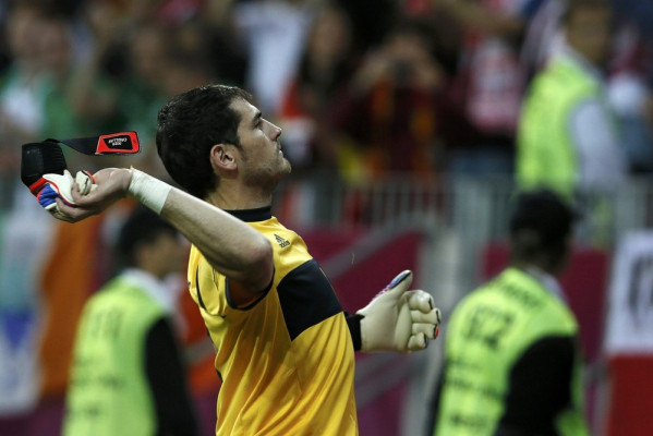 Iker Casillas pic #501584