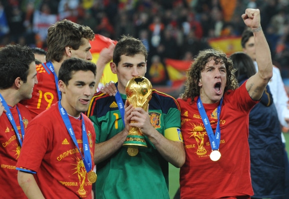 photo 12 in Iker Casillas gallery [id467778] 2012-04-01 00:00:00