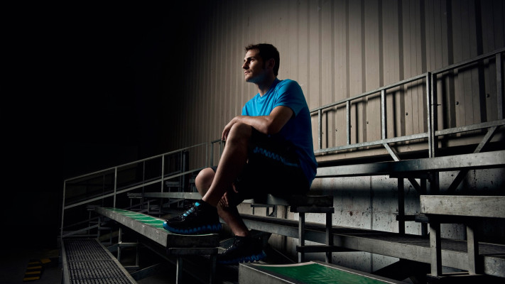 Iker Casillas pic #499778
