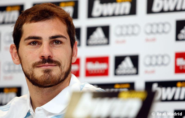Iker Casillas pic #227009