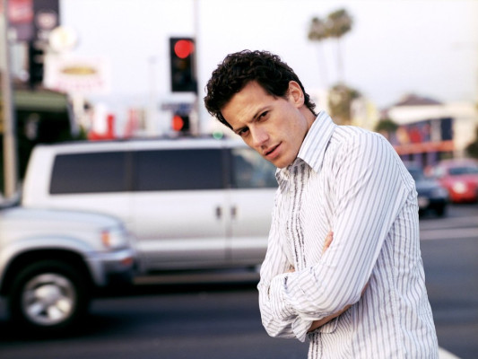 photo 8 in Ioan Gruffudd gallery [id296201] 2010-10-18 00:00:00