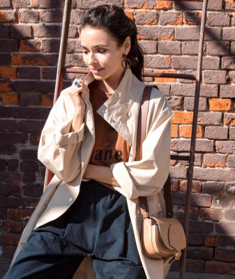 Irena Ponaroshku pic #1127968