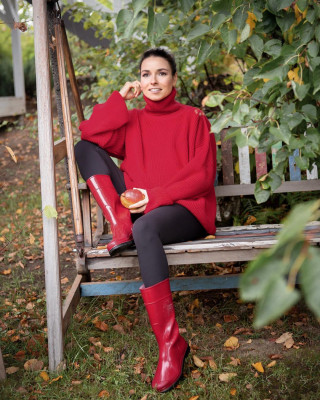Irena Ponaroshku pic #1127929